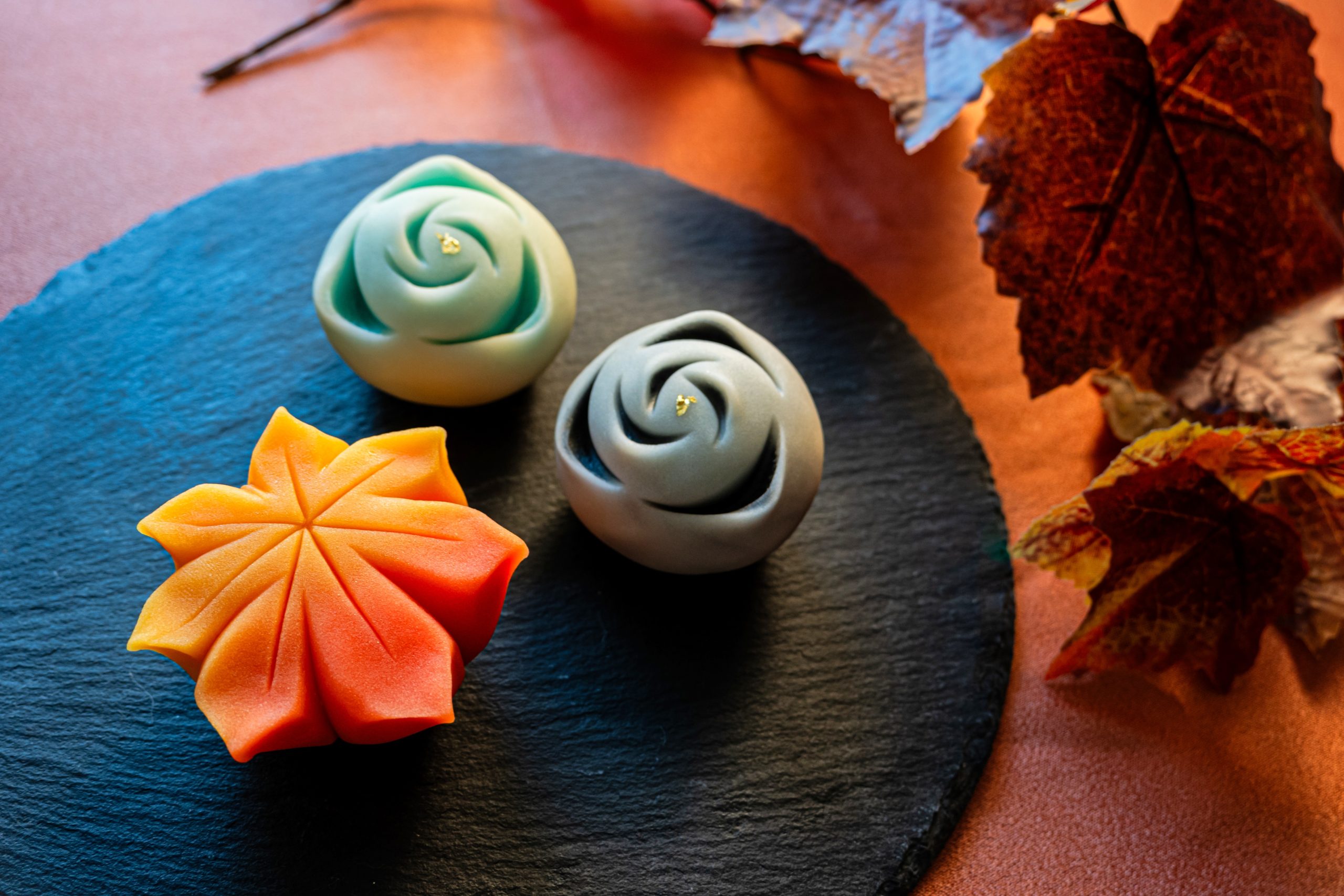 【和菓子】練切(紅葉・薔薇)